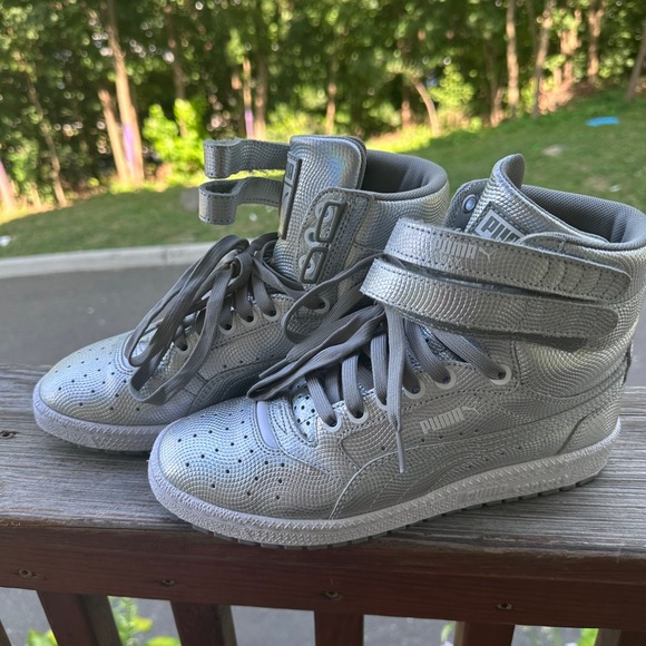 PUMA - Picture 3 of 7